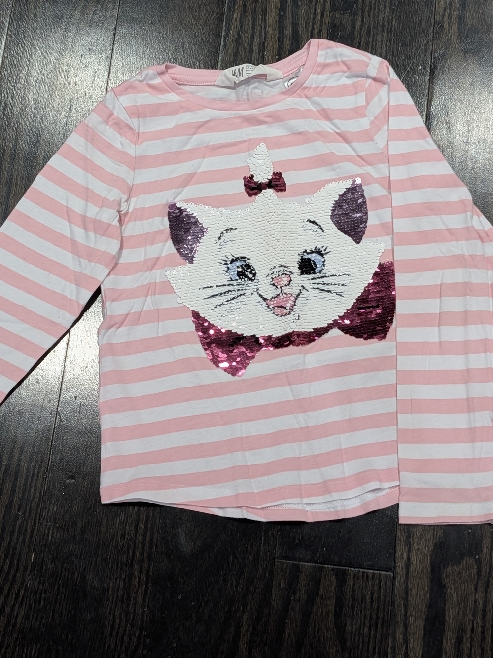 4/$20 H&M Marie Flip Sequin Long Sleeve Shirt – Girls Size 4–6Y